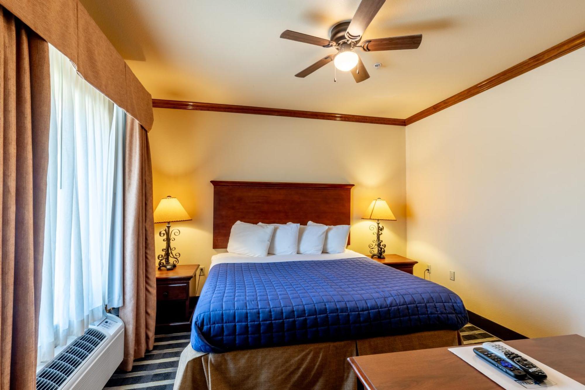 Hotel Texas Hallettsville ภายนอก รูปภาพ